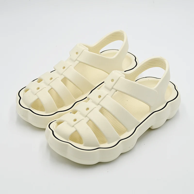 Ano ang mga pakinabang ng tsinelas ng goma?