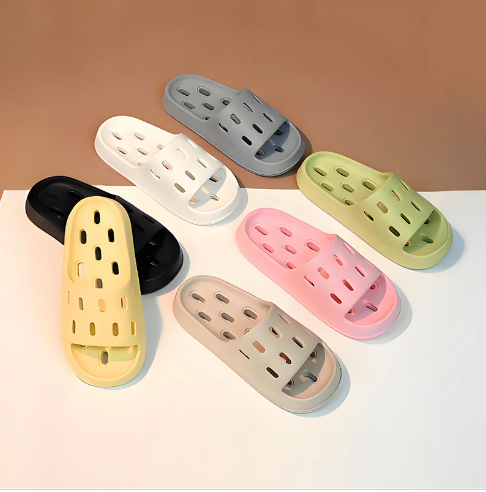 Bakit ang mga tsinelas sa banyo ay may mga guwang na disenyo? Ang Agham sa Likod ng Mabilis na Pagkatuyo na Sapatos